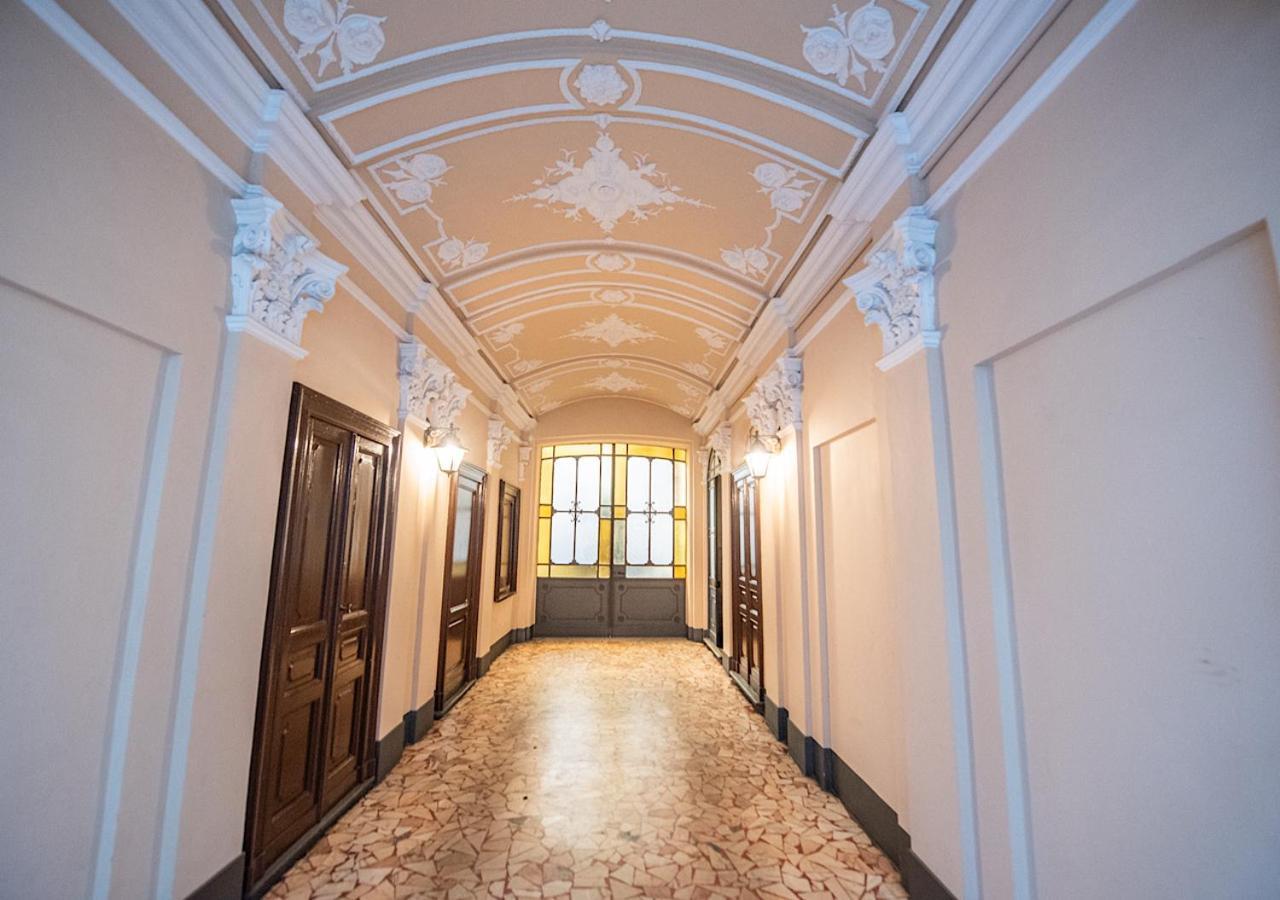 Porta Nuova Suite Comodita In Centro A Torino エクステリア 写真